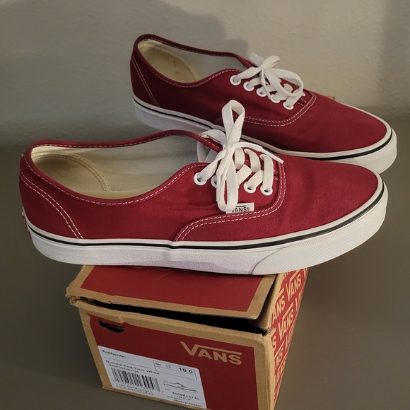 Vans - Picture 3 of 5